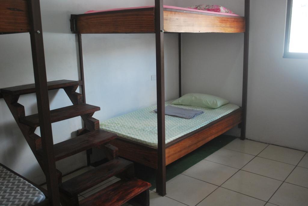 Passifloras Hostel Quepos Ngoại thất bức ảnh