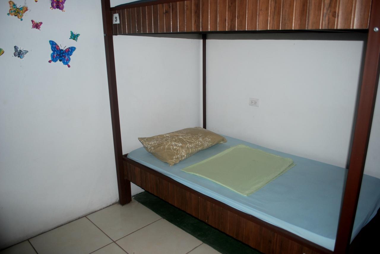 Passifloras Hostel Quepos Ngoại thất bức ảnh