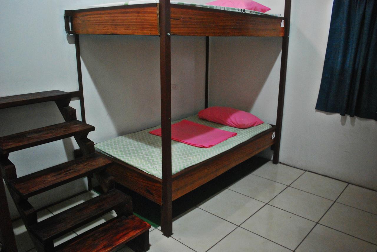 Passifloras Hostel Quepos Ngoại thất bức ảnh